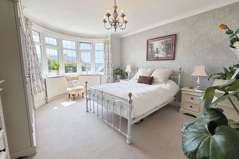 Larkfield Way